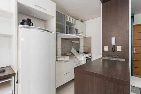 Cozinha de kitnet/studio para alugar com 1 quarto, 30m² em Rio Branco, Porto Alegre