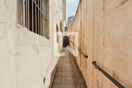 Casa à venda com 300m², 6 quartos e 2 vagasCasa 4 - área externa