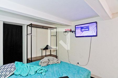 Quarto de casa à venda com 6 quartos, 300m² em Chora Menino, São Paulo
