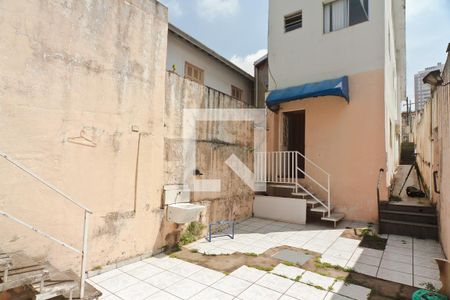 Casa à venda com 300m², 6 quartos e 2 vagasCasa 4 - área externa