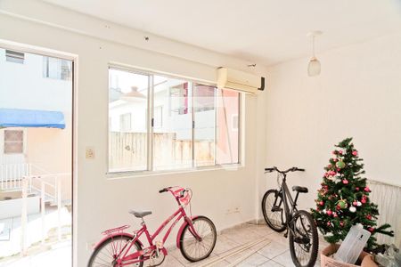 Casa à venda com 300m², 6 quartos e 2 vagasCasa 2 - sala