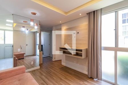 Sala de apartamento para alugar com 2 quartos, 45m² em Parque Ipê, São Paulo