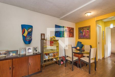 Sala de apartamento para alugar com 2 quartos, 52m² em Santo Antônio, Porto Alegre