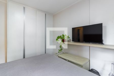 Suíte de apartamento à venda com 2 quartos, 70m² em Vila Olímpia, São Paulo