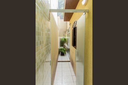 Casa para alugar com 70m², 2 quartos e 1 vagaÁrea de Serviço