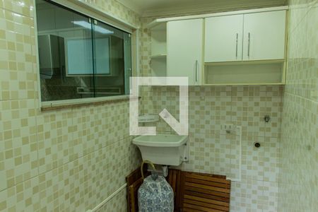 Casa para alugar com 70m², 2 quartos e 1 vagaÁrea de Serviço