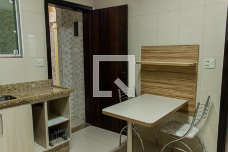 Casa para alugar com 70m², 2 quartos e 1 vagaCozinha