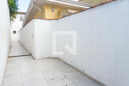 Casa para alugar com 55m², 1 quarto e sem vagaÁrea comum - Entrada