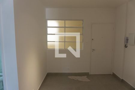 Sala de kitnet/studio para alugar com 1 quarto, 39m² em Consolação, São Paulo