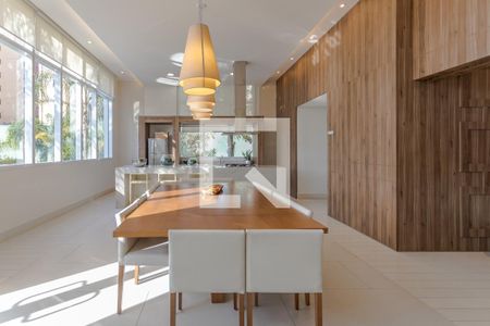 Apartamento para alugar com 72m², 2 quartos e 1 vagaÁrea Comum - Salão de Festas