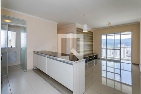 Apartamento para alugar com 72m², 2 quartos e 1 vagaSala