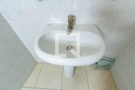 Casa à venda com 280m², 4 quartos e 4 vagas Casa à venda com 280m², 4 quartos e 4 vagasBanheiro da Suíte 3