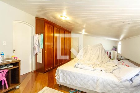 Casa à venda com 280m², 4 quartos e 4 vagas Casa à venda com 280m², 4 quartos e 4 vagasSuíte 4