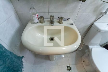 Casa à venda com 280m², 4 quartos e 4 vagas Casa à venda com 280m², 4 quartos e 4 vagasBanheiro da Suíte 1