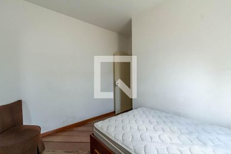 Casa à venda com 280m², 4 quartos e 4 vagas Casa à venda com 280m², 4 quartos e 4 vagasSuíte 3