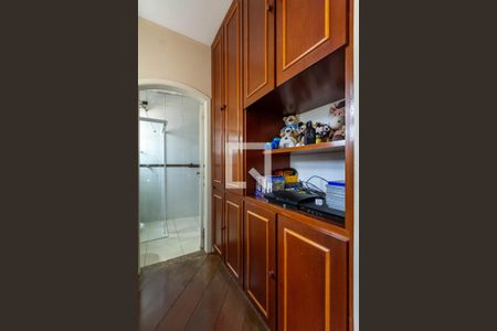 Casa à venda com 280m², 4 quartos e 4 vagas Casa à venda com 280m², 4 quartos e 4 vagasCloset da Suíte 3