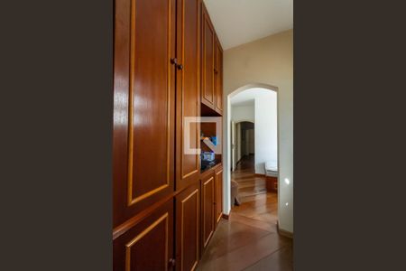 Casa à venda com 280m², 4 quartos e 4 vagas Casa à venda com 280m², 4 quartos e 4 vagasCloset da Suíte 3