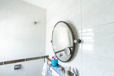 Casa à venda com 280m², 4 quartos e 4 vagas Casa à venda com 280m², 4 quartos e 4 vagasBanheiro da Suíte 4