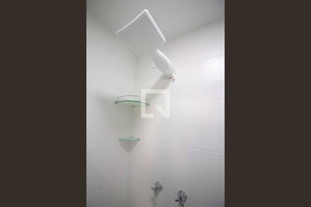 Banheiro de kitnet/studio para alugar com 1 quarto, 19m² em Brás, São Paulo