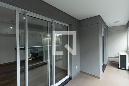 Varanda de kitnet/studio à venda com 1 quarto, 44m² em Indianópolis, São Paulo