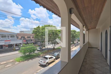 Varanda de casa para alugar com 3 quartos, 172m² em Jardim Eulina, Campinas