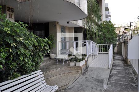 Apartamento para alugar com 94m², 4 quartos e 2 vagasFachada