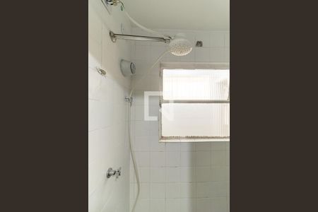 Apartamento para alugar com 42m², 1 quarto e sem vagaBanheiro - Chuveiro