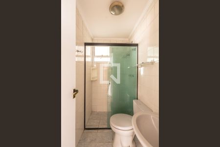 Apartamento para alugar com 76m², 3 quartos e 1 vagaBanheiro Quarto 3