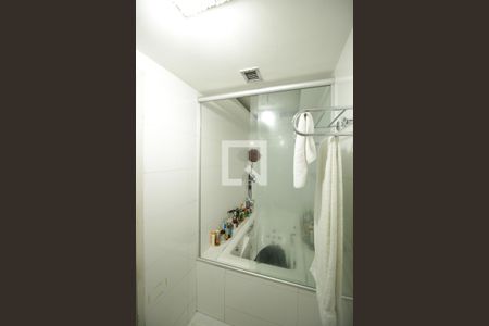 Apartamento para alugar com 174m², 2 quartos e 2 vagas Apartamento para alugar com 174m², 2 quartos e 2 vagasBanheiro do Suite 3