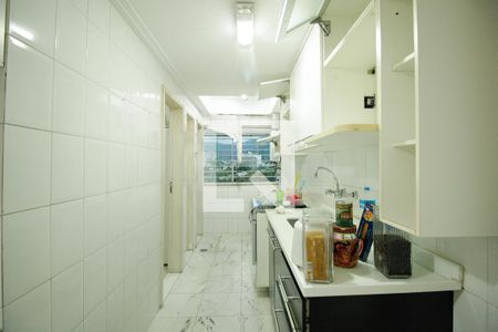 Apartamento para alugar com 174m², 2 quartos e 2 vagas Apartamento para alugar com 174m², 2 quartos e 2 vagasCozinha