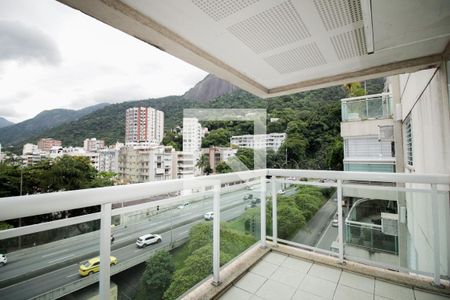 Apartamento para alugar com 174m², 2 quartos e 2 vagas Apartamento para alugar com 174m², 2 quartos e 2 vagasVaranda da Suite 1