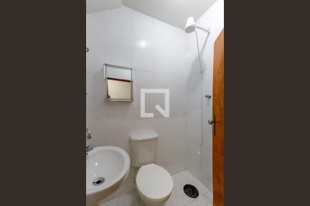 Banheiro da Suíte de casa para alugar com 3 quartos, 73m² em Vila Nilo, São Paulo