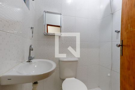 Banheiro da Suíte de casa para alugar com 3 quartos, 73m² em Vila Nilo, São Paulo