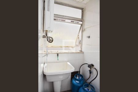 Apartamento para alugar com 70m², 2 quartos e 1 vagaÁrea de Serviço