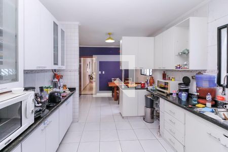 Casa para alugar com 150m², 3 quartos e 2 vagasCozinha