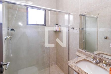 Casa para alugar com 150m², 3 quartos e 2 vagasBanheiro da Suíte