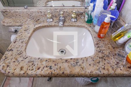 Casa para alugar com 150m², 3 quartos e 2 vagasBanheiro da Suíte