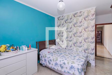 Casa para alugar com 150m², 3 quartos e 2 vagasSuíte