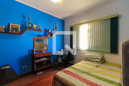 Casa à venda com 383m², 5 quartos e 8 vagasQuarto 3