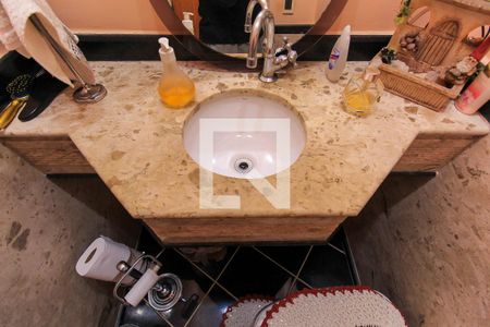 Casa à venda com 383m², 5 quartos e 8 vagasLavabo