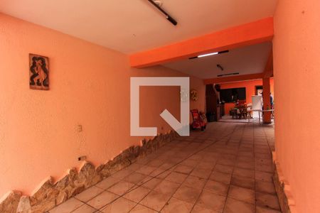 Casa à venda com 383m², 5 quartos e 8 vagasQuintal