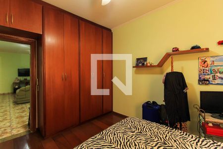 Casa à venda com 383m², 5 quartos e 8 vagasQuarto 2