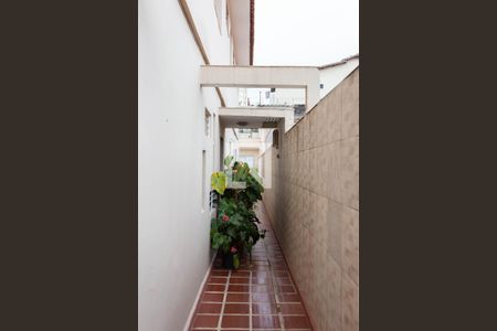 Casa à venda com 220m², 3 quartos e 3 vagasCorredor