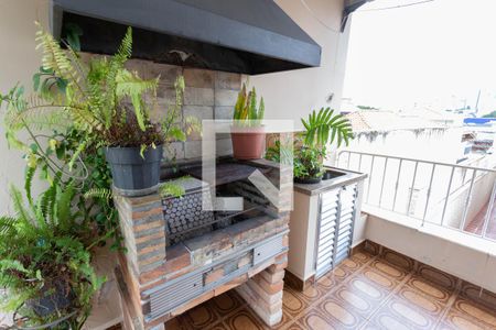 Casa à venda com 220m², 3 quartos e 3 vagasChurrasqueira