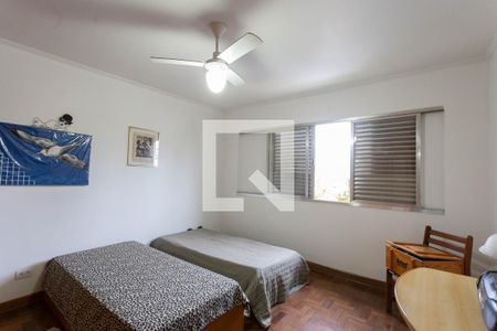 Casa à venda com 220m², 3 quartos e 3 vagasQuarto 2