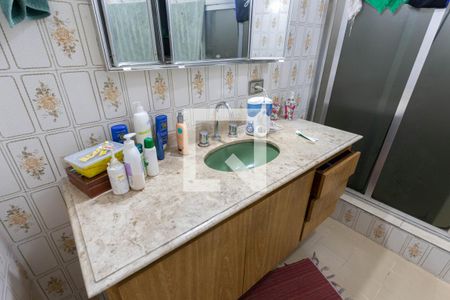 Casa à venda com 220m², 3 quartos e 3 vagasBanheiro Suite