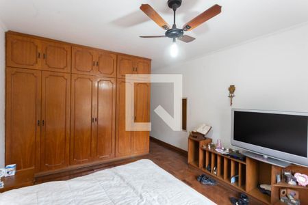 Casa à venda com 220m², 3 quartos e 3 vagasSuite