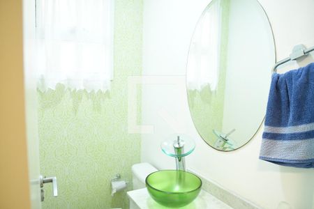 Casa de condomínio para alugar com 138m², 3 quartos e 2 vagasLavabo