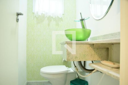 Casa de condomínio para alugar com 138m², 3 quartos e 2 vagasLavabo