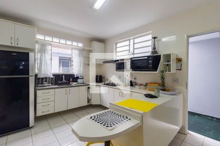 Casa à venda com 154m², 3 quartos e 2 vagasCozinha